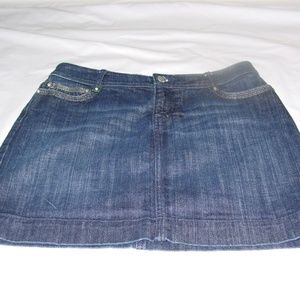 WHITE HOUSE BLACK MARKET WOMEN'S 4 MINI SKIRT